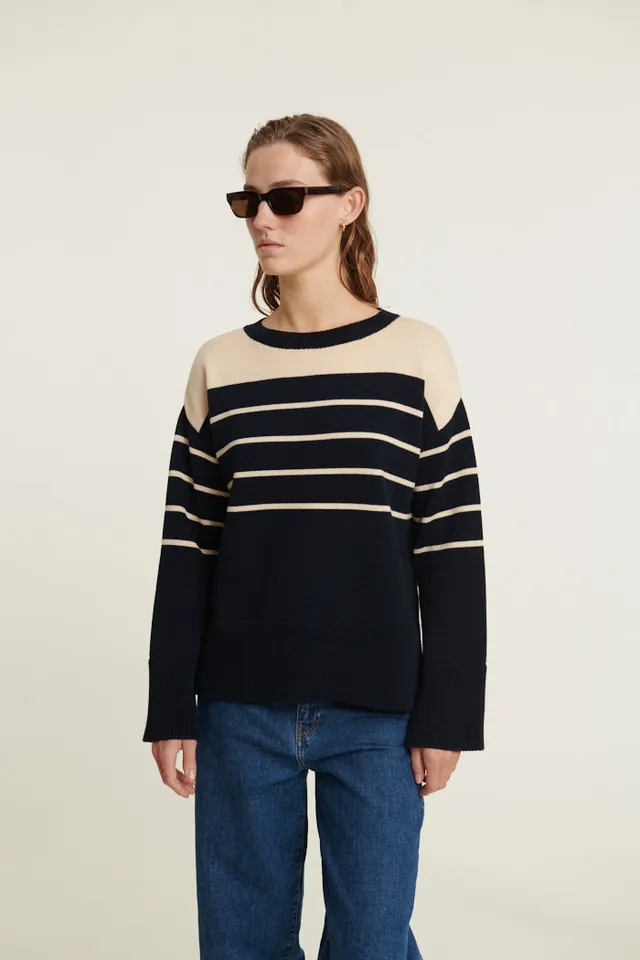 basic-apparel-winie-ba273-13-pullover-sky-captain-birch-bio image 1