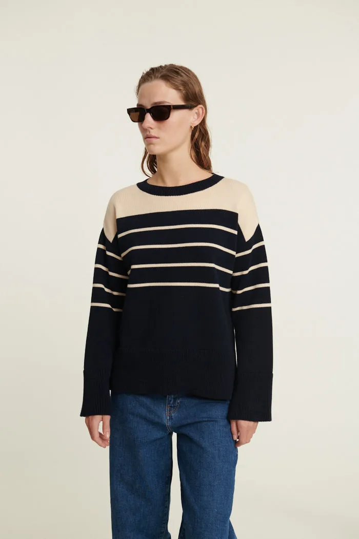 basic-apparel-winie-ba273-13-pullover-sky-captain-birch-bio image 1