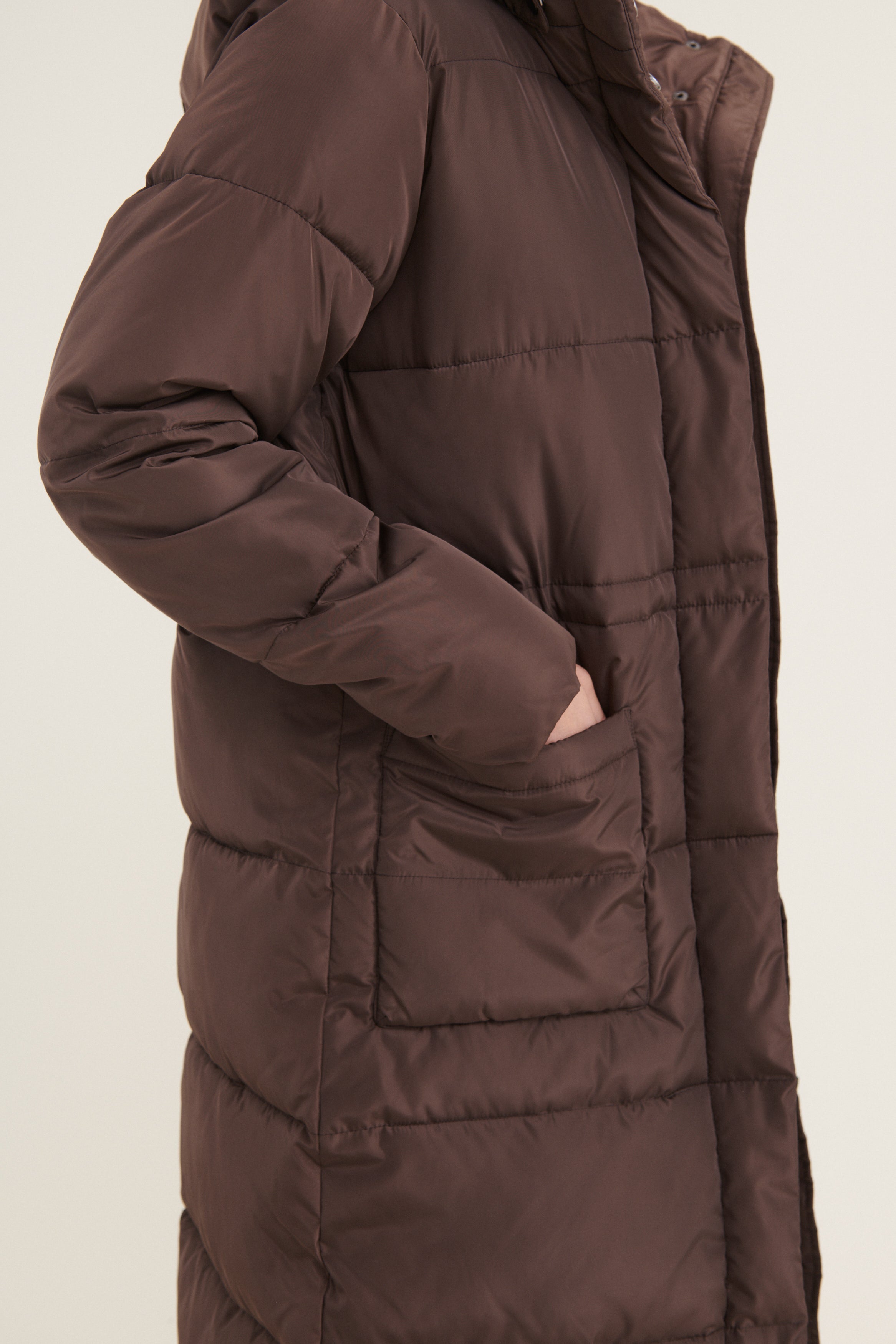 basic-apparel-dagmar-jacket-jacke-chocolate-recycelt image 1