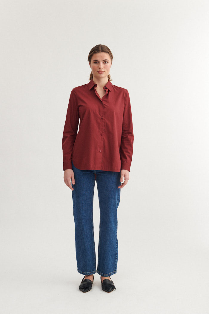 basic-apparel-vilde-classic-shirt-bluse-bordeaux-bio-baumwolle image 4