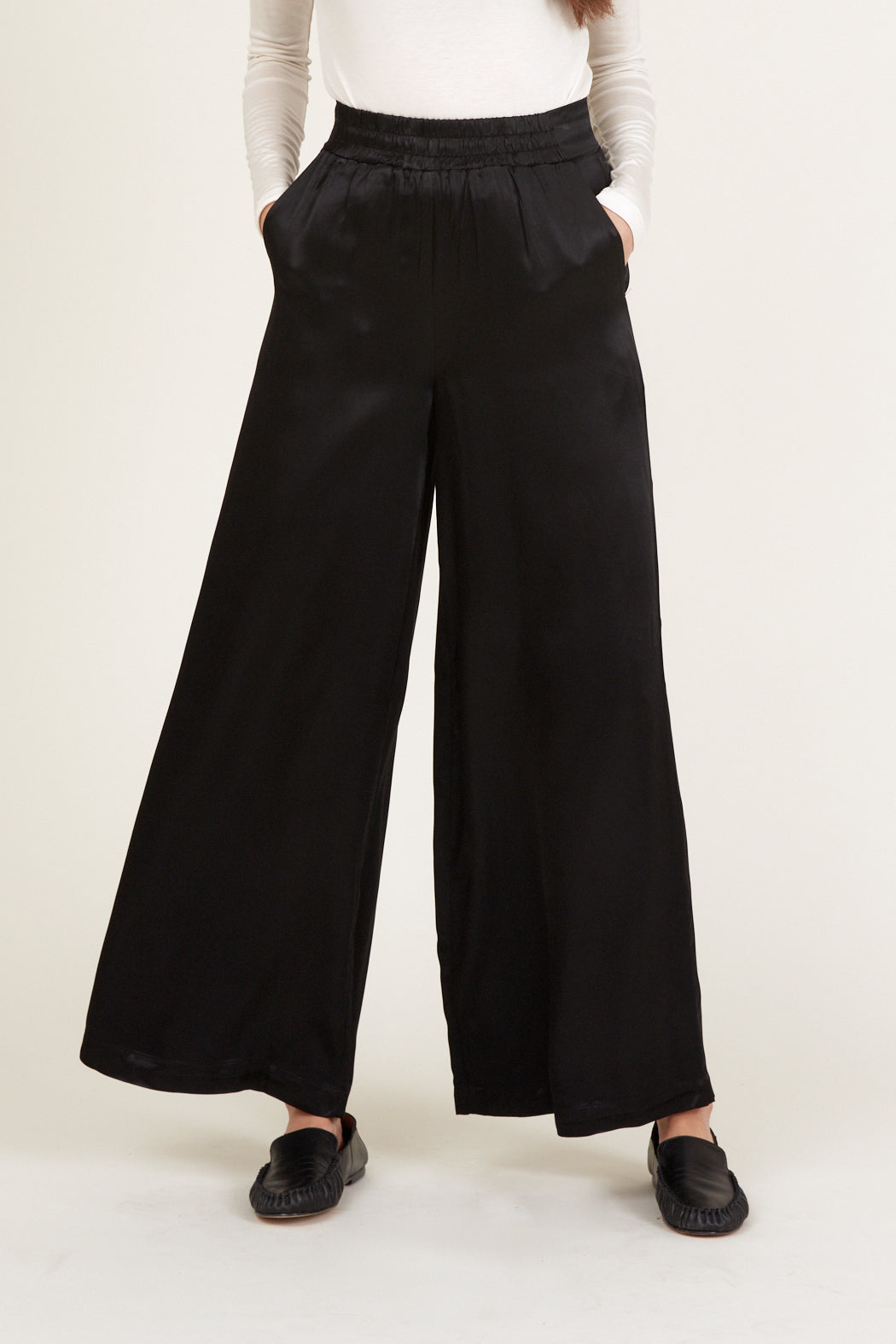 basic-apparel-flora-wide-pants-hose-schwarz-viskose image 1