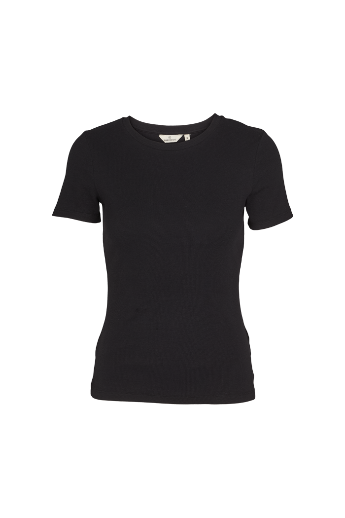 basic-apparel-ludmilla-o-neck-t-shirt-black-bio image 5