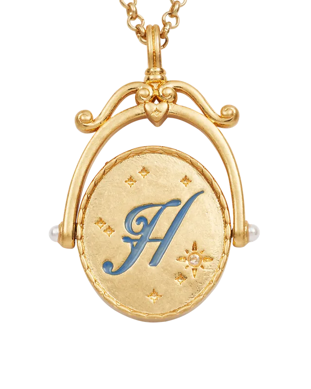 fable-england-jewellery-h-initial-hydrangea-halskette-gold image 1