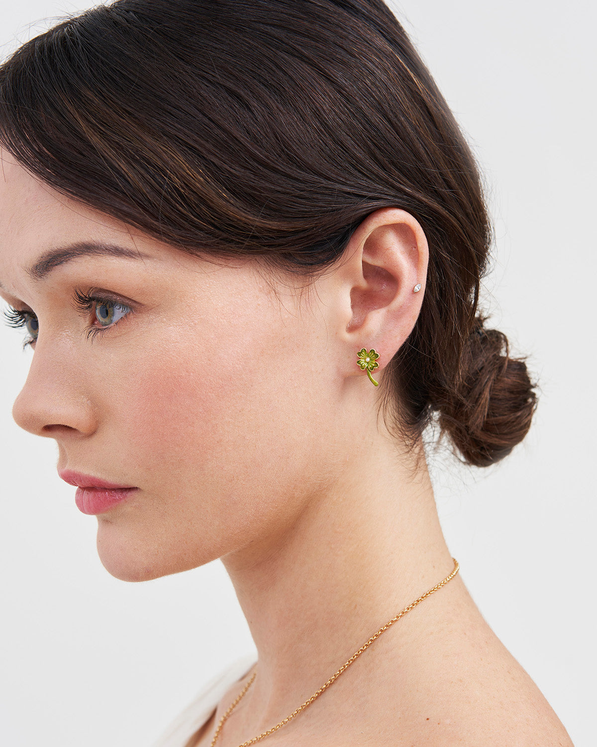 fable-england-jewellery-lucky-clover-ohrstecker-gold-gr-n-perle image 2
