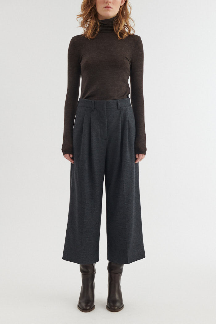 basic-apparel-marjo-cropped-pants-black-anzughose image 1