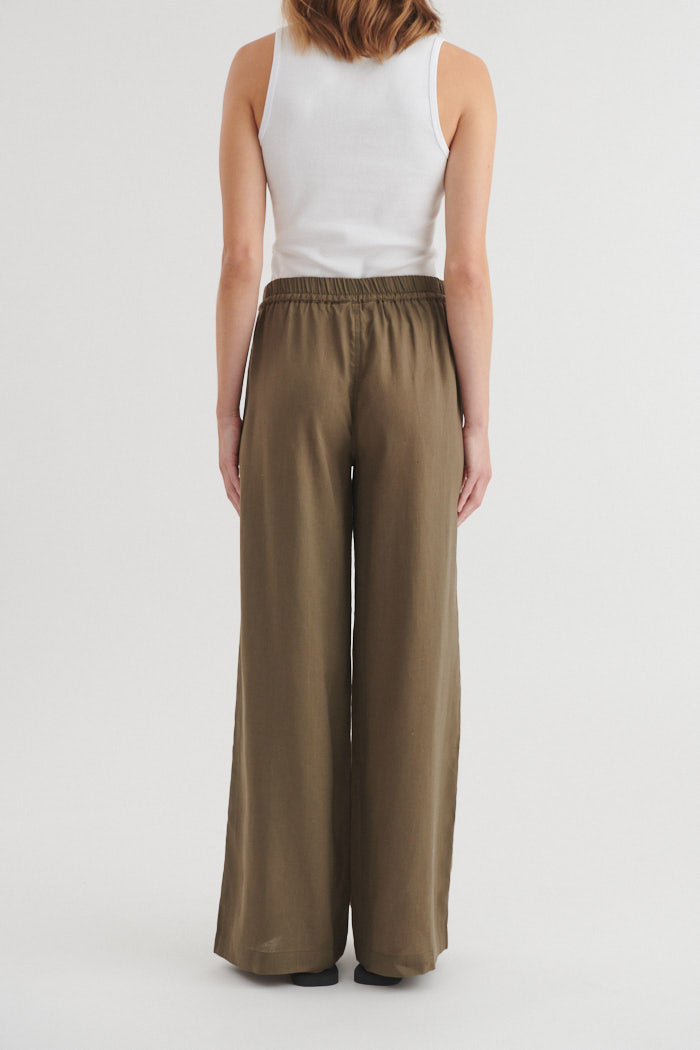 basic-apparel-carina-pants-leinenhose-sea-turtle-gr-n image 4