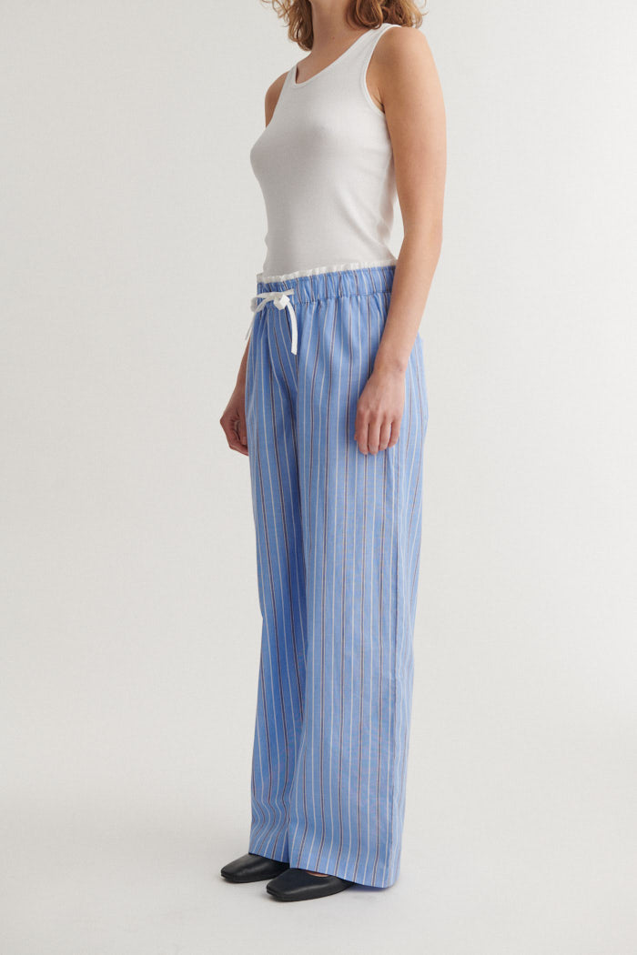 basic-apparel-siba-hose-frozen-fjord-bio-baumwolle-damen image 3
