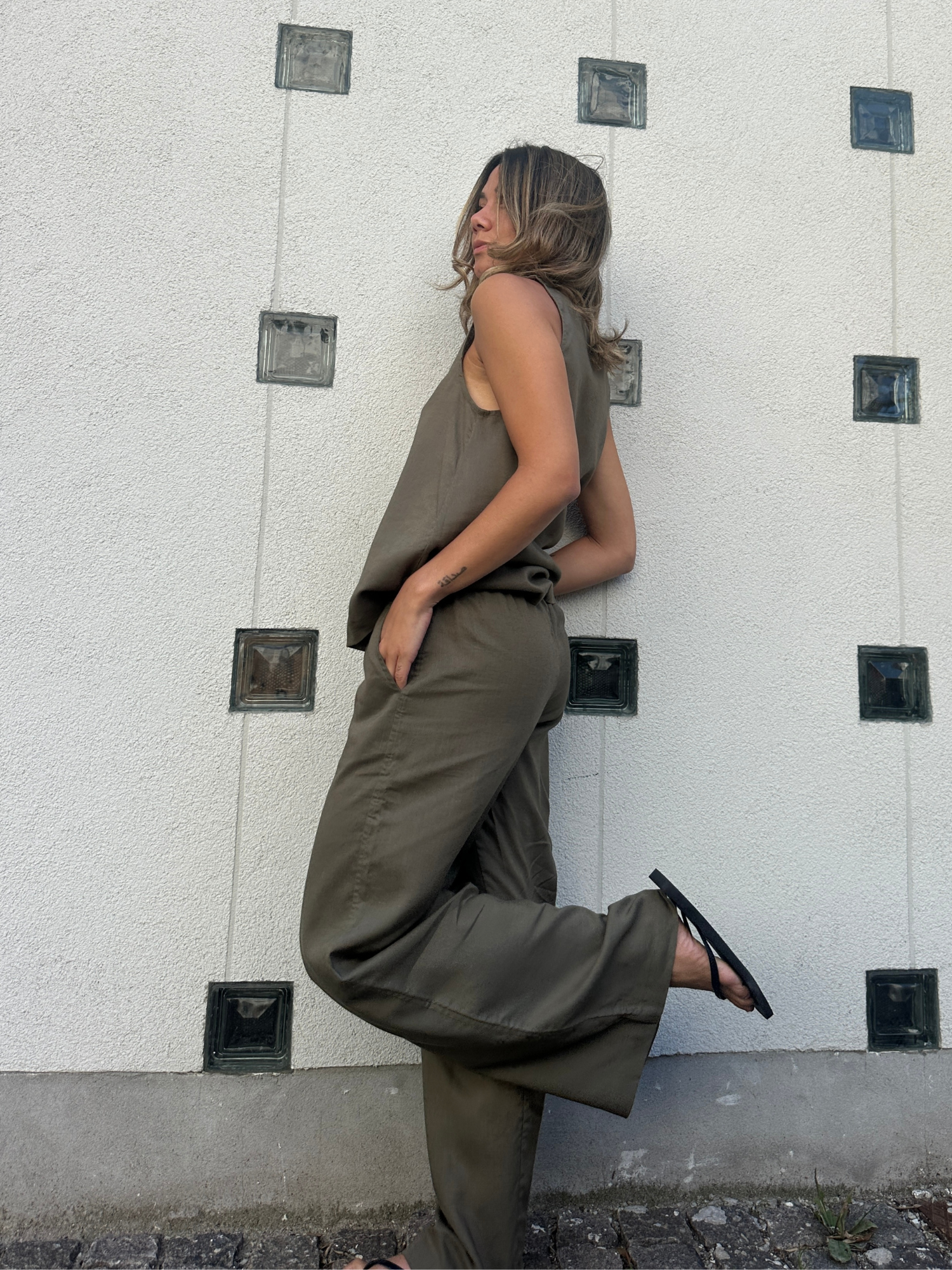 basic-apparel-carina-pants-leinenhose-sea-turtle-gr-n image 2