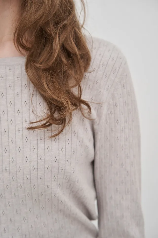 care-by-me-clara-longsleeve-shirt-schwarz-seide image 1