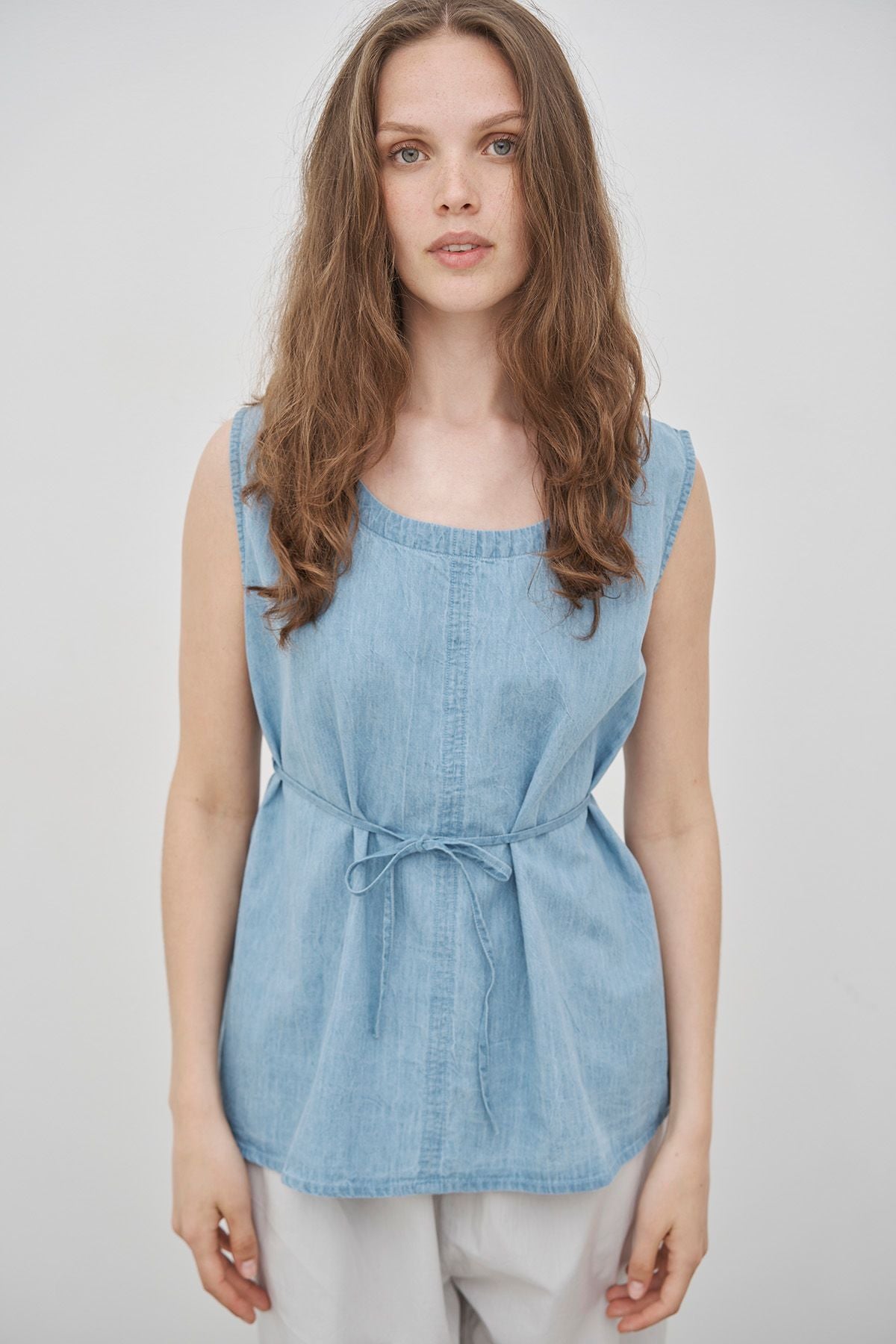 care-by-me-joy-top-basic-denim-top-dunkelblau-bio-baumwolle image 2