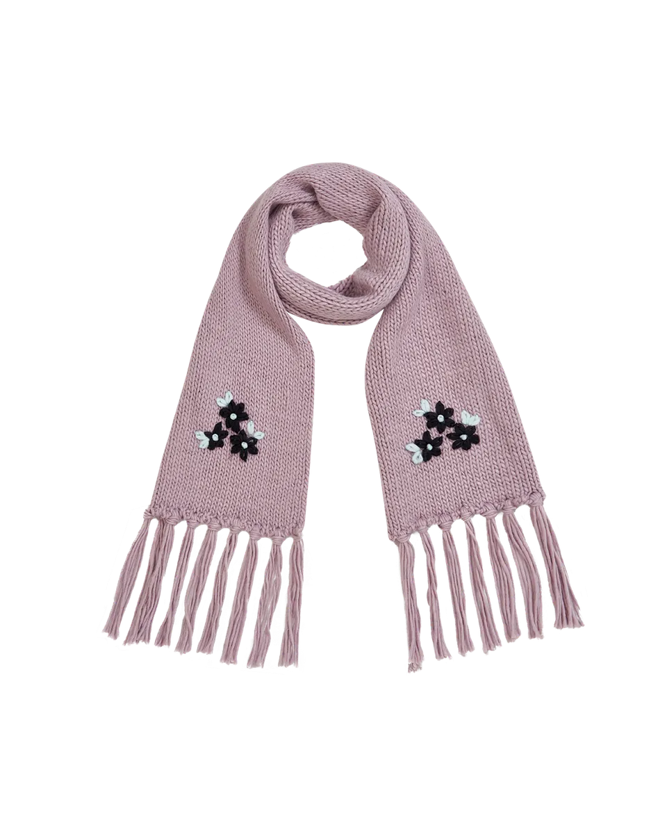 fable-england-forget-me-not-strickschal-lila-blumen image 1