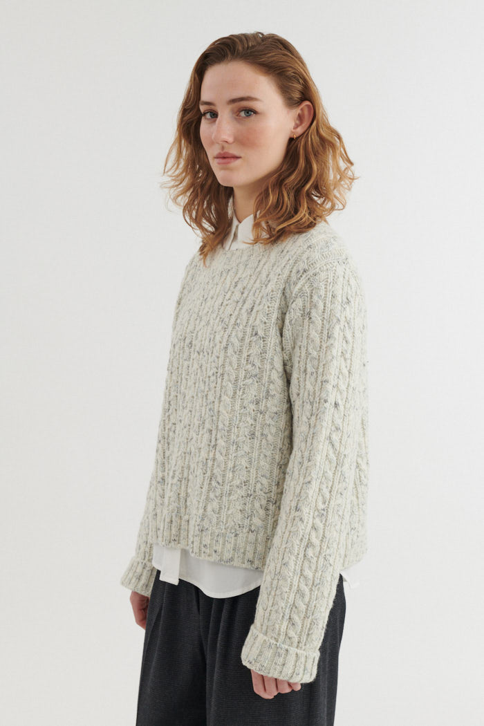 basic-apparel-asta-pullover-dutch-blue-wolle-zopfstrick image 3