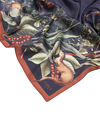 fable-england-scarves-wolf-garden-schal-navy-quadratisch image 4