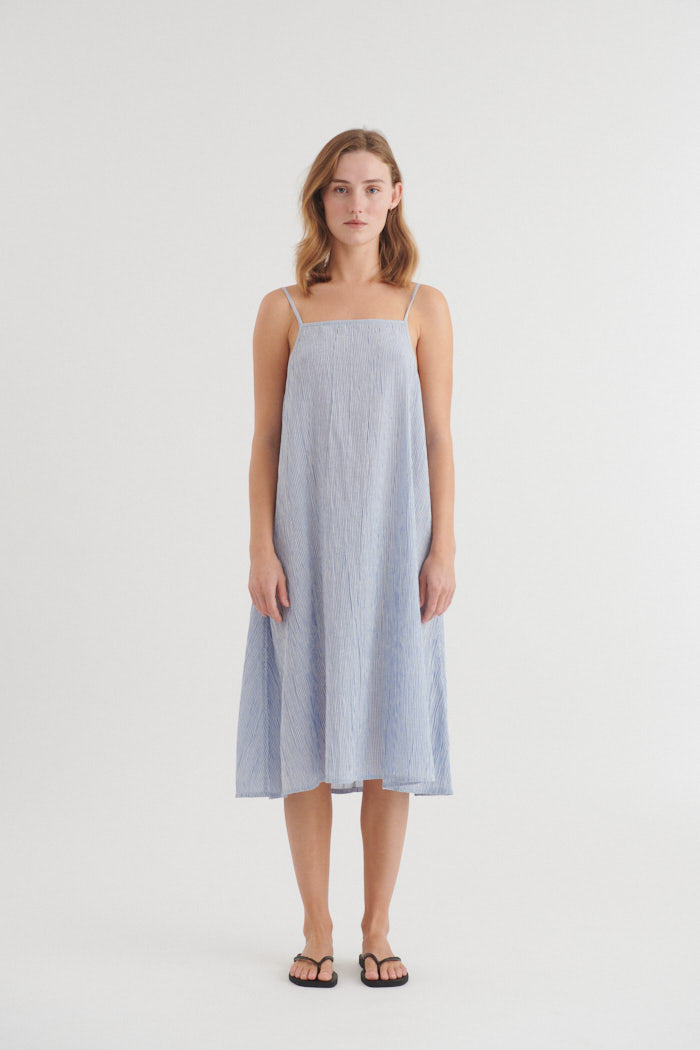 basic-apparel-carol-strap-dress-damen-riviera-bio-baumwolle image 1