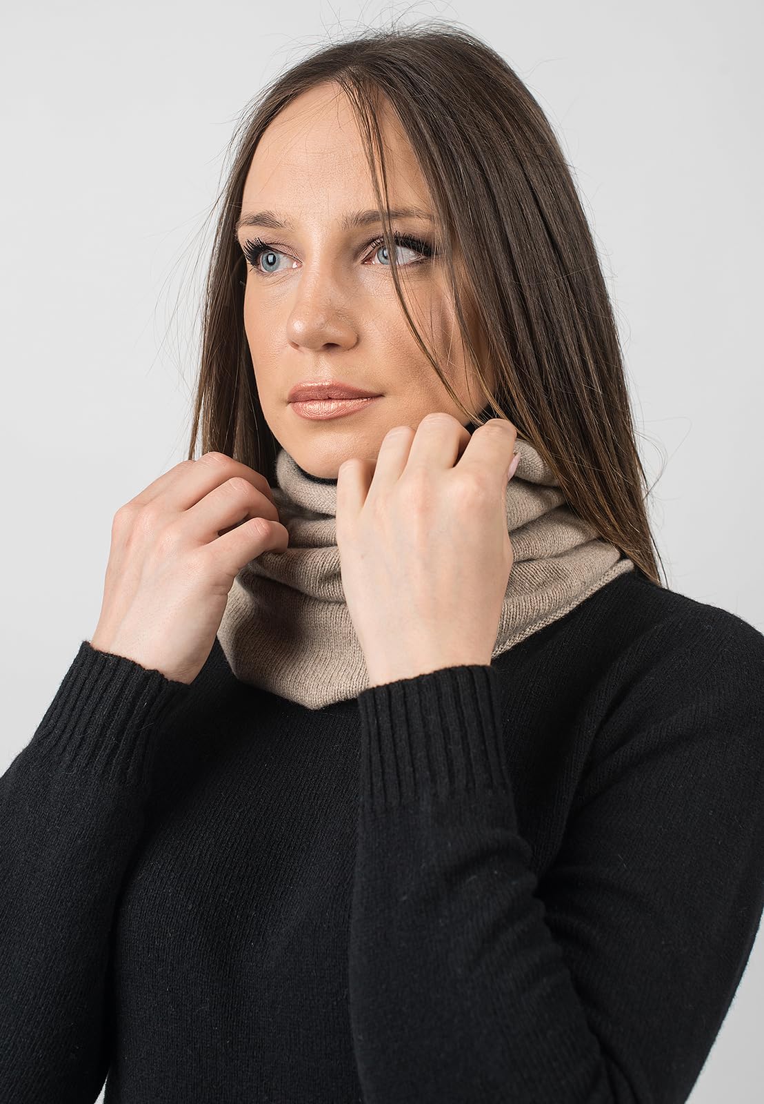 dalle-piane-cashmere-scarf-loopschal-beige-regenerierter-kaschmir image 2