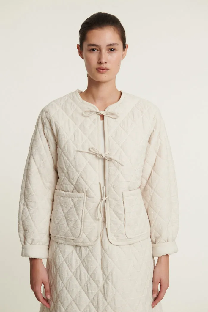 basic-apparel-hanna-jacket-steppjacke-birch-bio-baumwolle image 1
