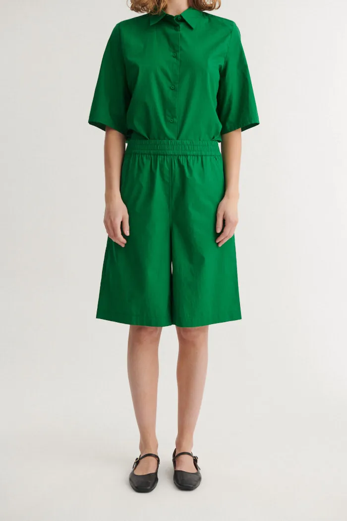 basic-apparel-silje-bermuda-shorts-abundant-green-bio image 1