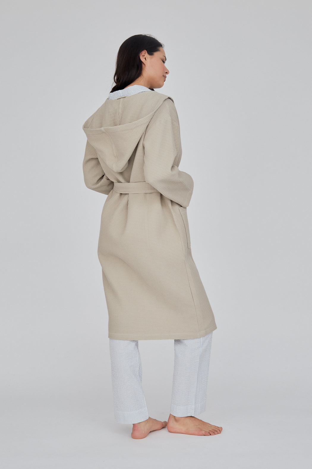 basic-apparel-nora-long-robe-morgenmantel-feather-gray image 4