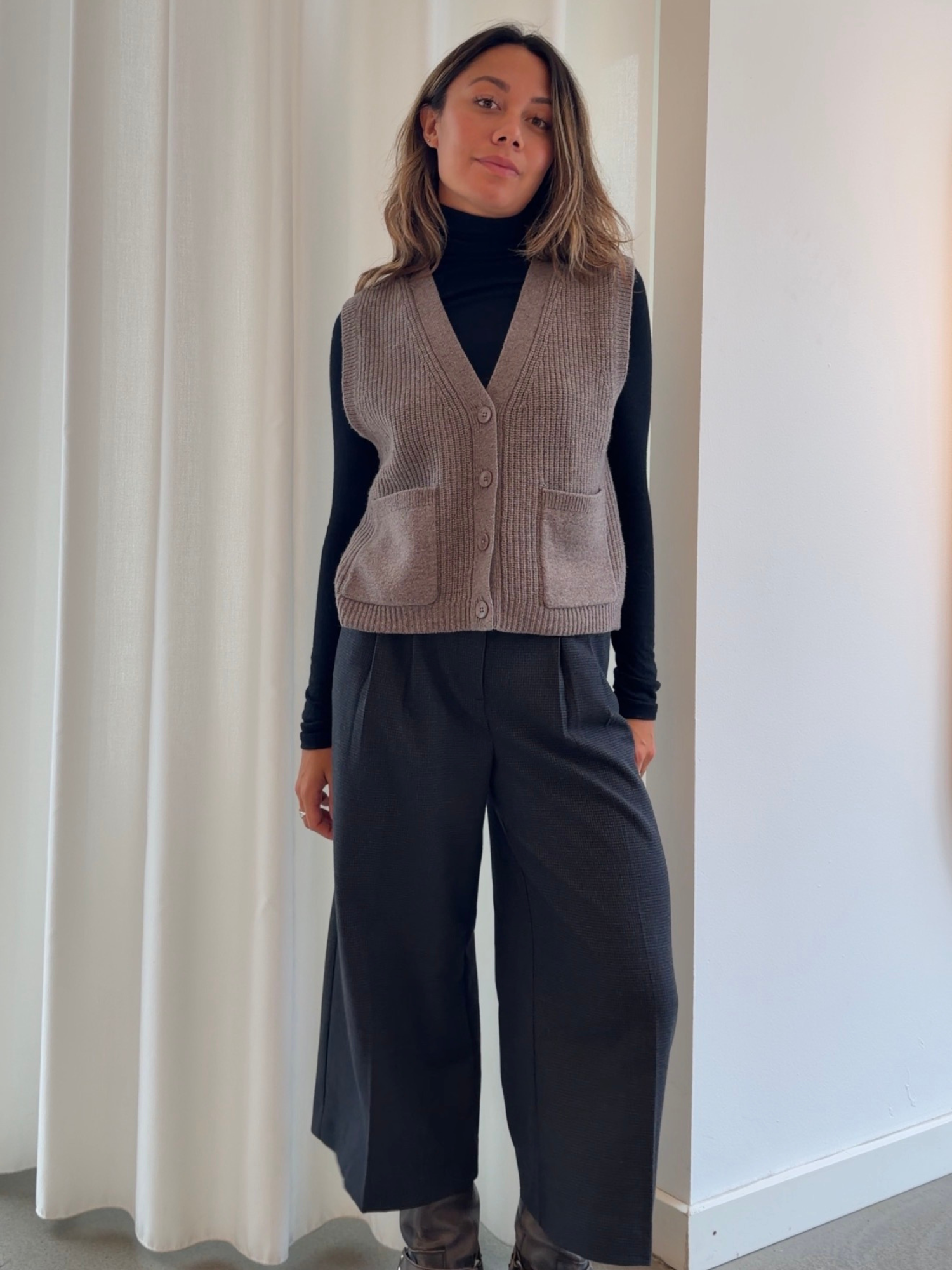 basic-apparel-liz-weste-portobella-merinowolle-damen image 2
