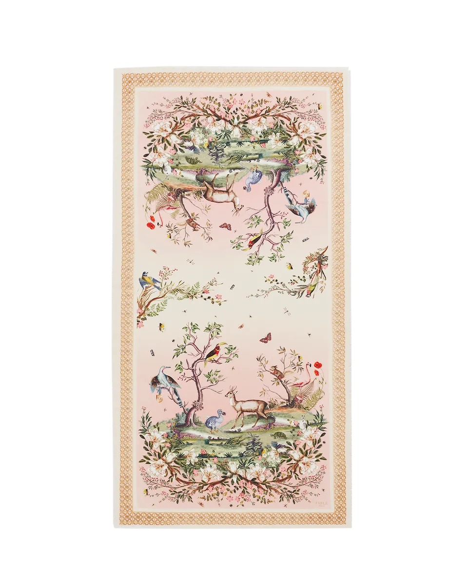 fable-england-woodland-scene-schal-rosa-lang image 1