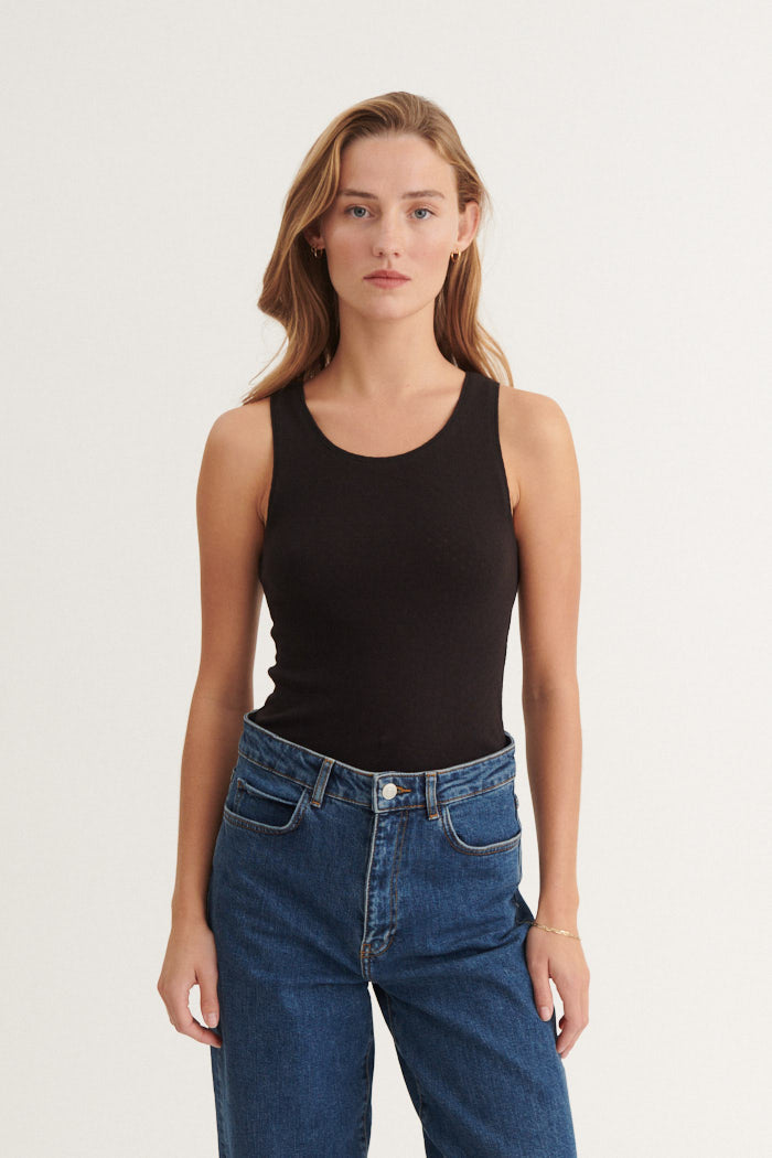 basic-apparel-arense-tank-top-black-bio-baumwolle image 1