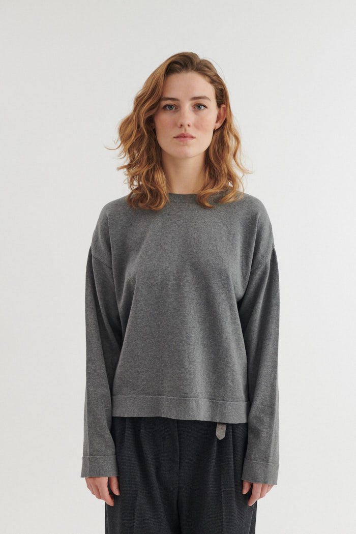basic-apparel-kari-o-neck-pullover-grau-bio-baumwolle-oversize image 1
