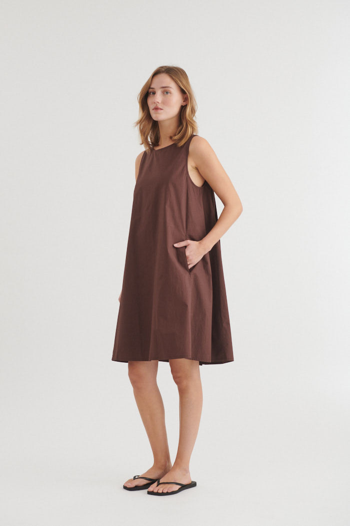 basic-apparel-ida-dress-kleid-chicory-coffee-bio-baumwolle image 3