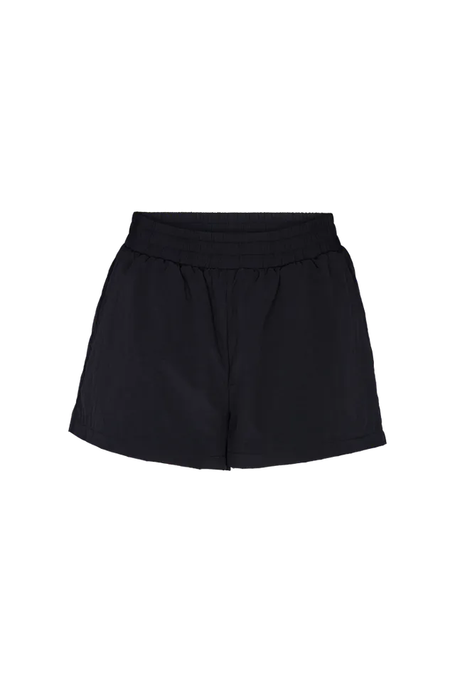 basic-apparel-viola-shorts-shorts-black-recycled-nylon image 1