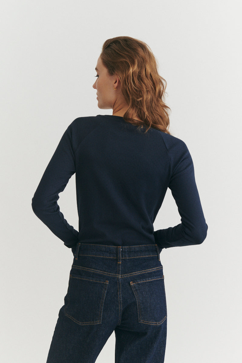 basic-apparel-arense-ls-tee-sky-captain-langarmshirt-bio-baumwolle image 3