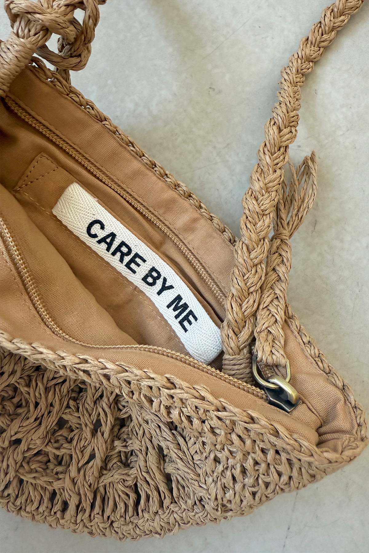 care-by-me-sienna-pouch-tasche-natural-raffia image 3