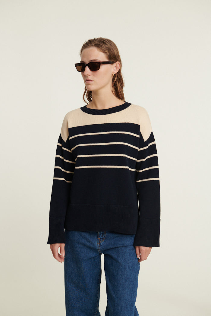 basic-apparel-winie-ba273-13-pullover-sky-captain-birch-bio image 1