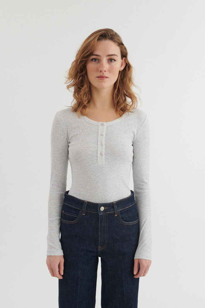 basic-apparel-ludmilla-ls-granddad-shirt-grau-bio-baumwolle image 1