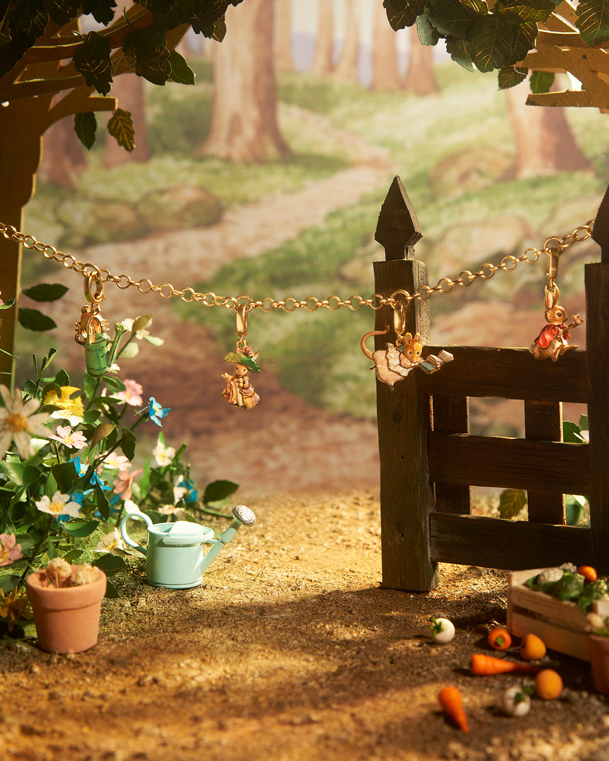 fable-england-peter-rabbit-charm-gie-kanne-gold image 5