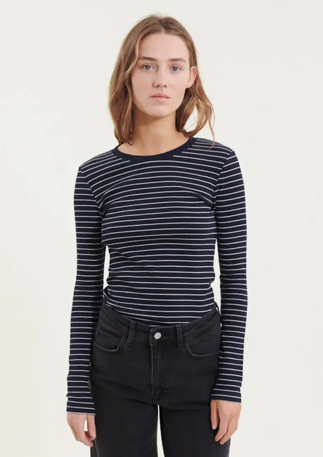 basic-apparel-ludmilla-ls-tee-langarmshirt-black-bio-baumwolle image 1