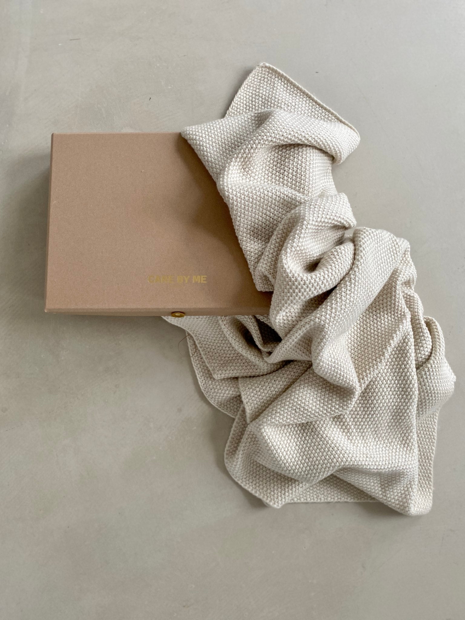 care-by-me-interior-freja-throw-plaid-cloudy-grey-kaschmir image 1