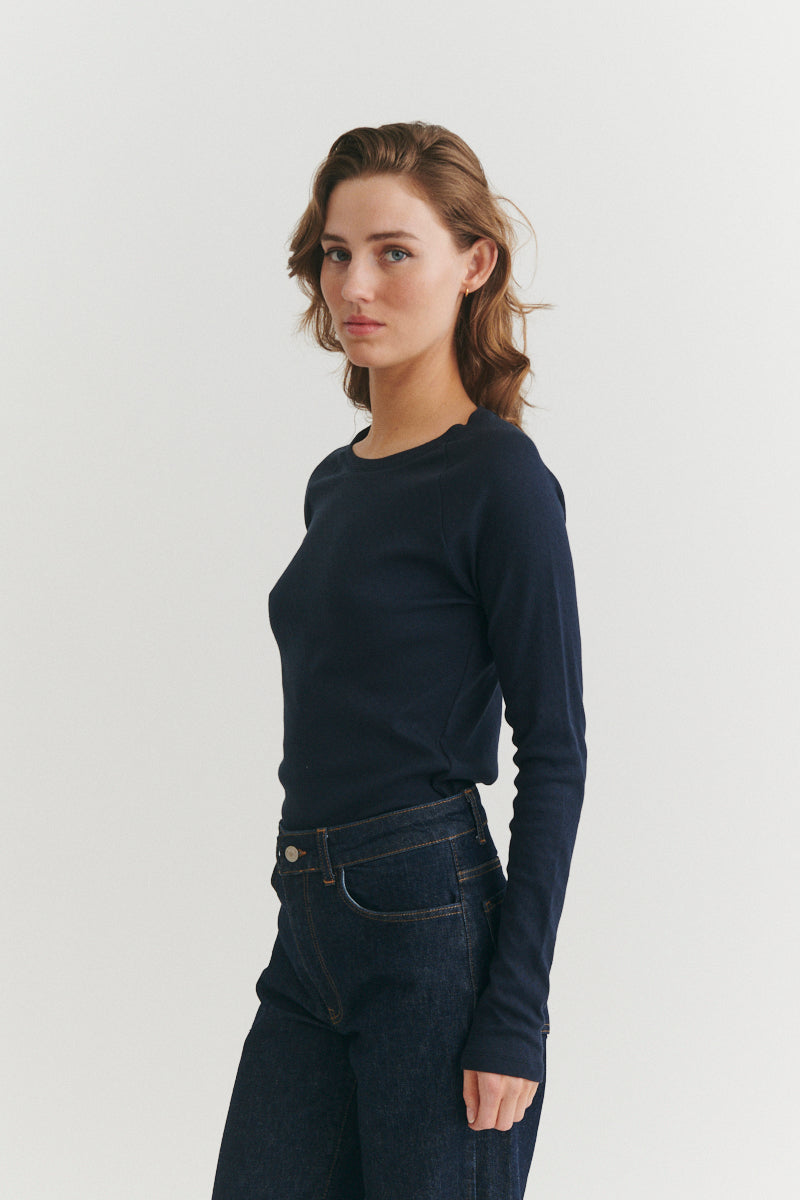 basic-apparel-arense-ls-tee-sky-captain-langarmshirt-bio-baumwolle image 2