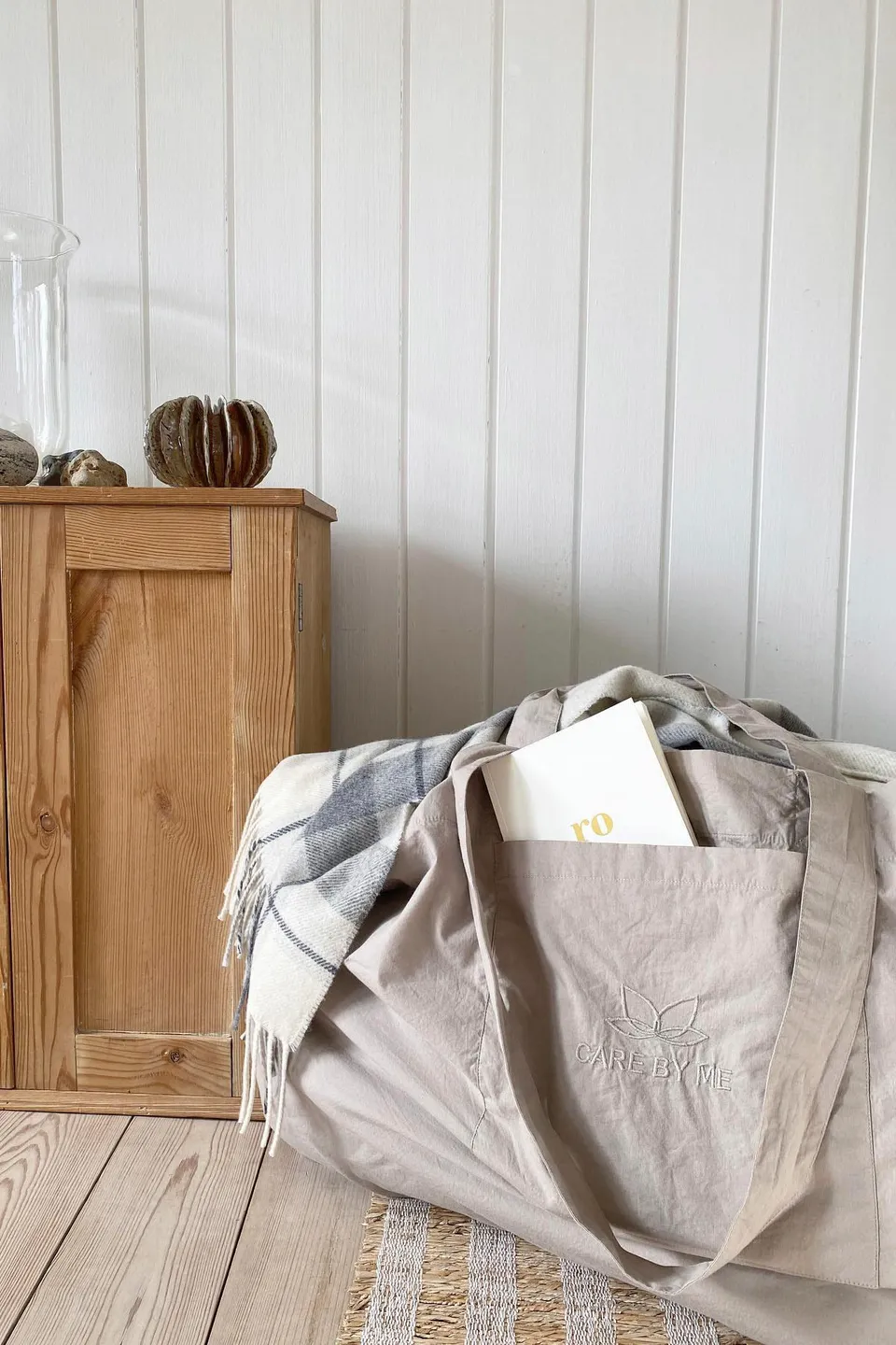 care-by-me-laura-weekend-bag-reisetasche-schwarz-bio-baumwolle image 1