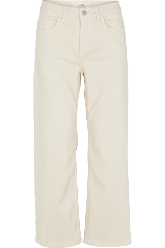 basic-apparel-elisa-cropped-jeans-birch-bio-denim image 1