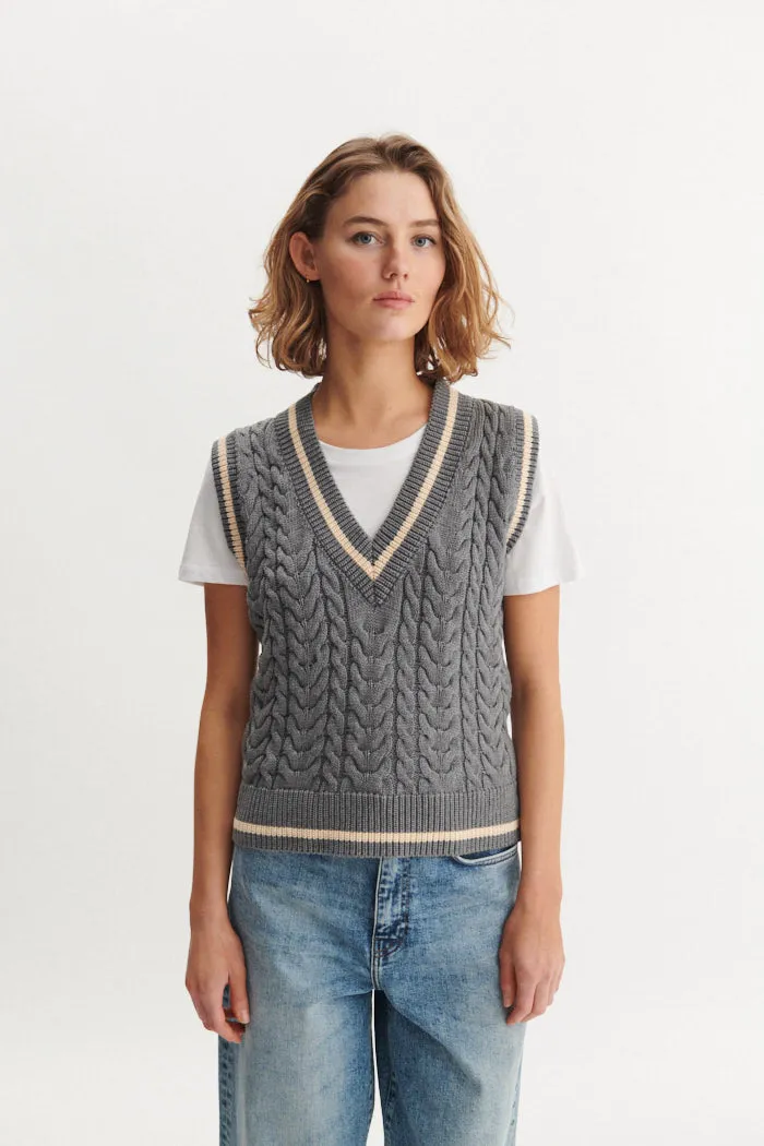 basic-apparel-ally-cable-vest-strickweste-grey-mel-bio image 1