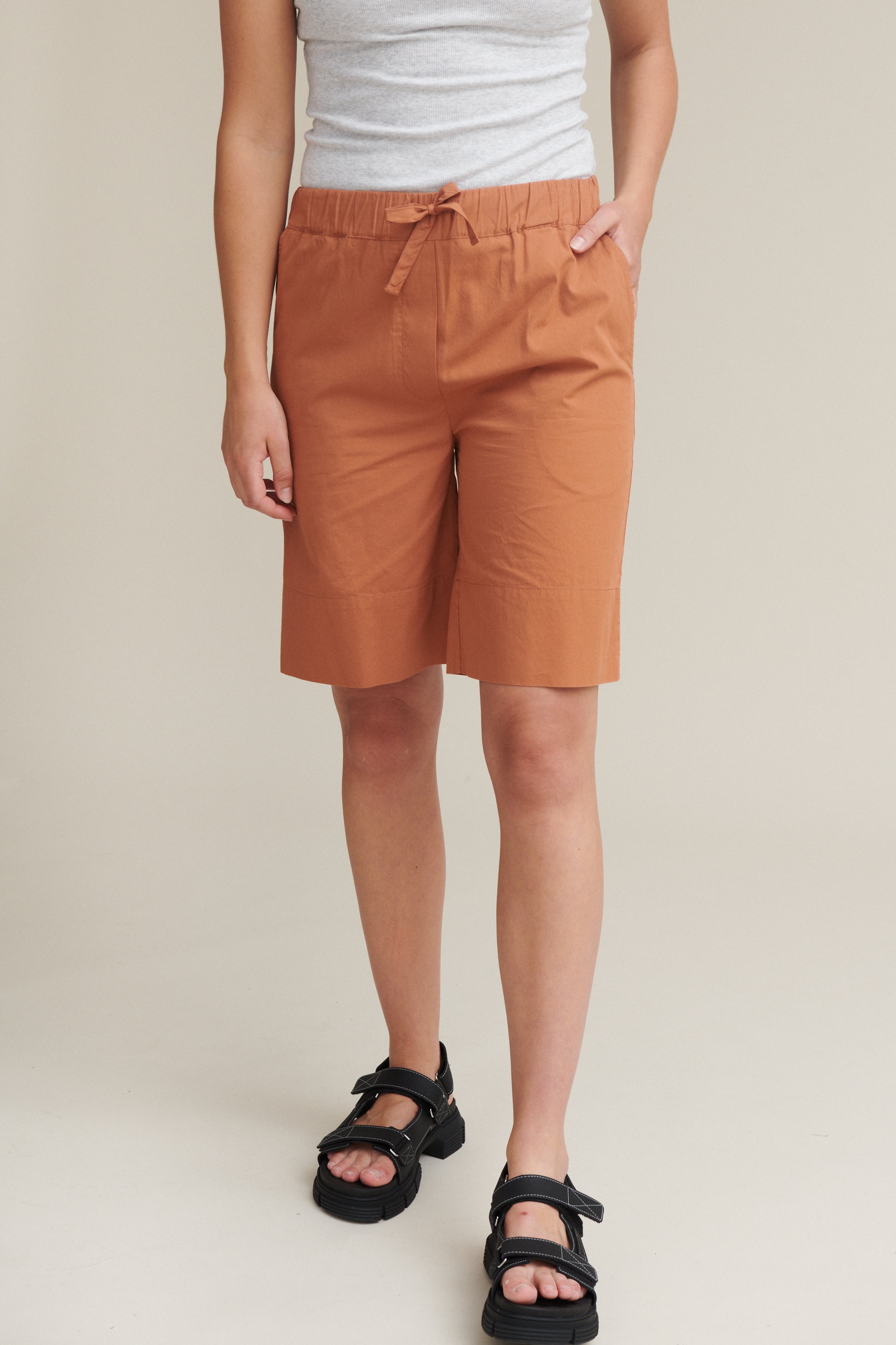 basic-apparel-shorts-tilde-shorts-sierra-bio-baumwolle image 1