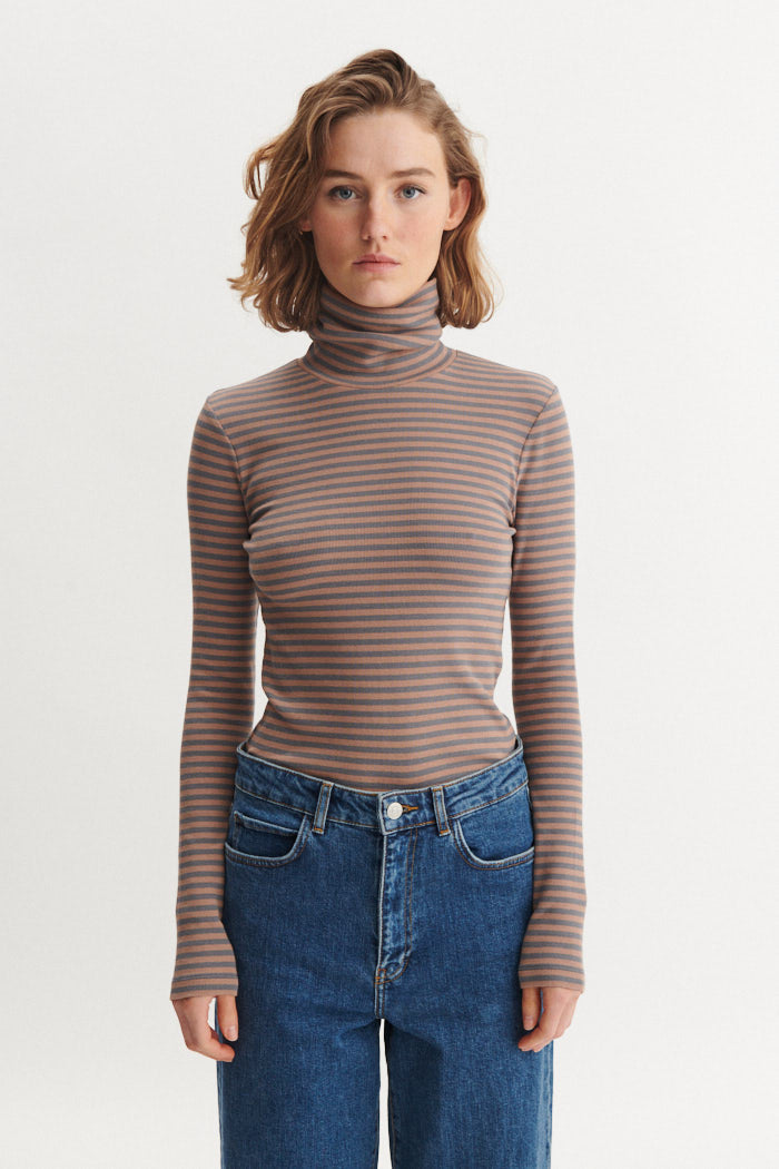 basic-apparel-ludmilla-high-neck-longsleeve-portabella-bio-baumwolle image 2