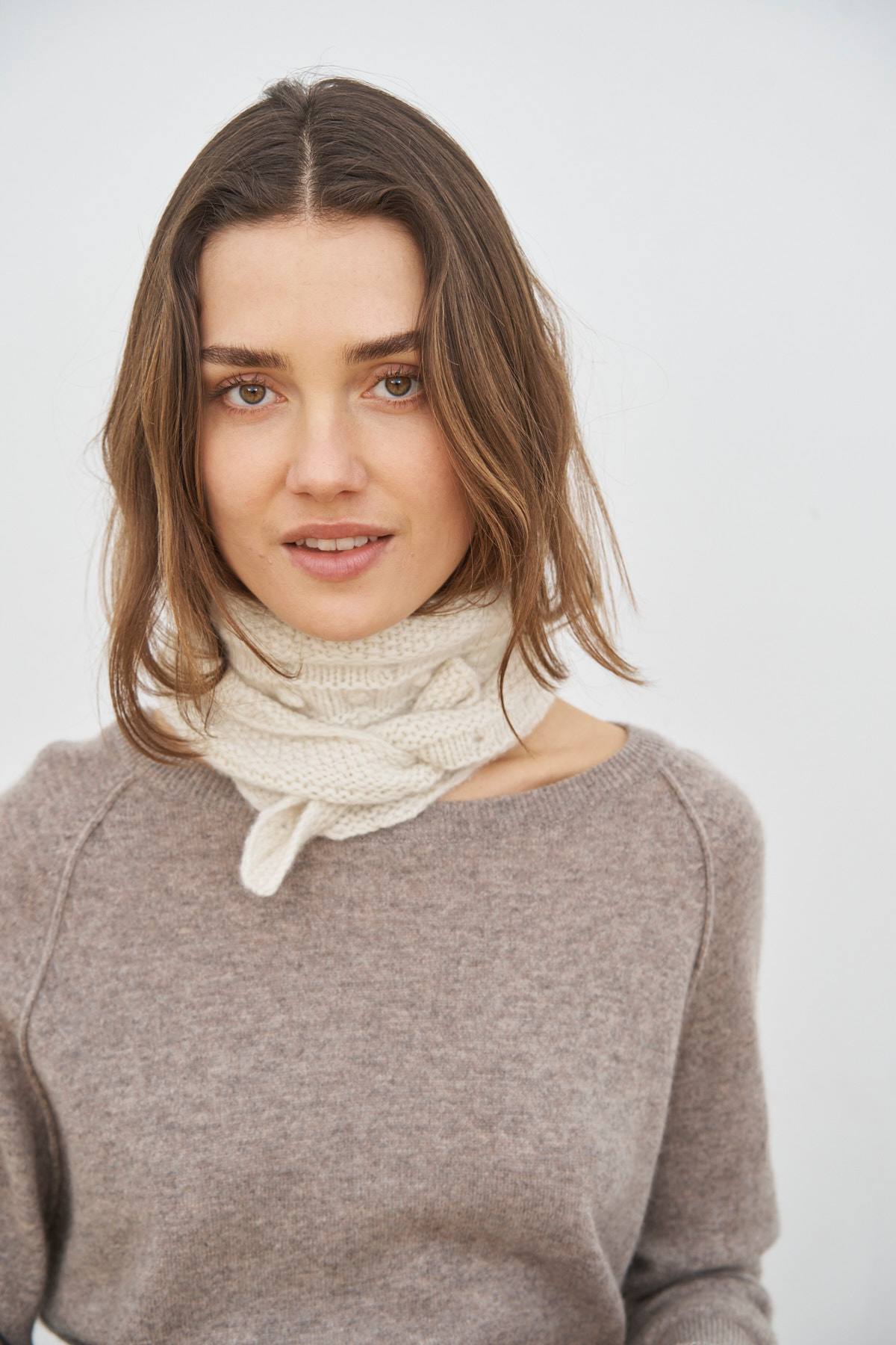 care-by-me-freja-schal-dreieckstuch-off-white-kaschmir-wolle image 7