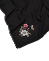 fable-england-floral-embroidered-pashmina-schal-schwarz-bestickt image 2
