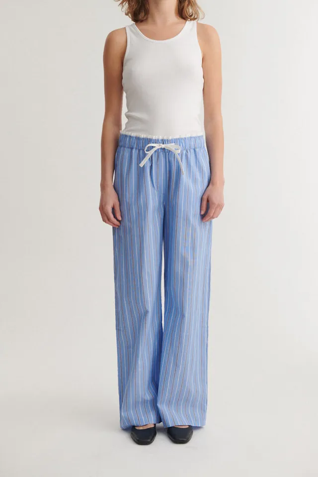 basic-apparel-siba-hose-frozen-fjord-bio-baumwolle-damen image 1