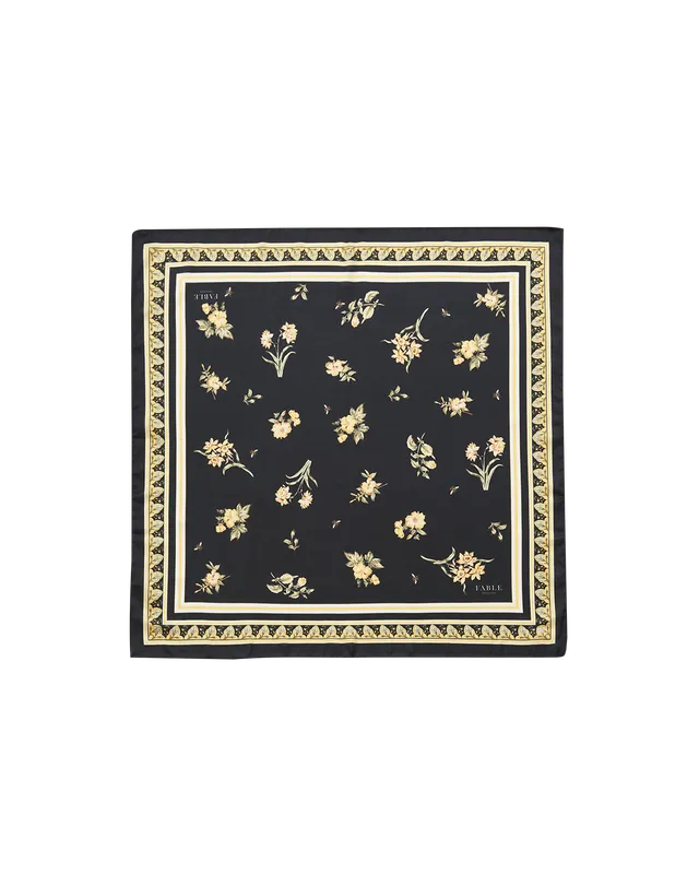 fable-england-nouveau-floral-tuch-schwarz-quadrat-blumen image 1