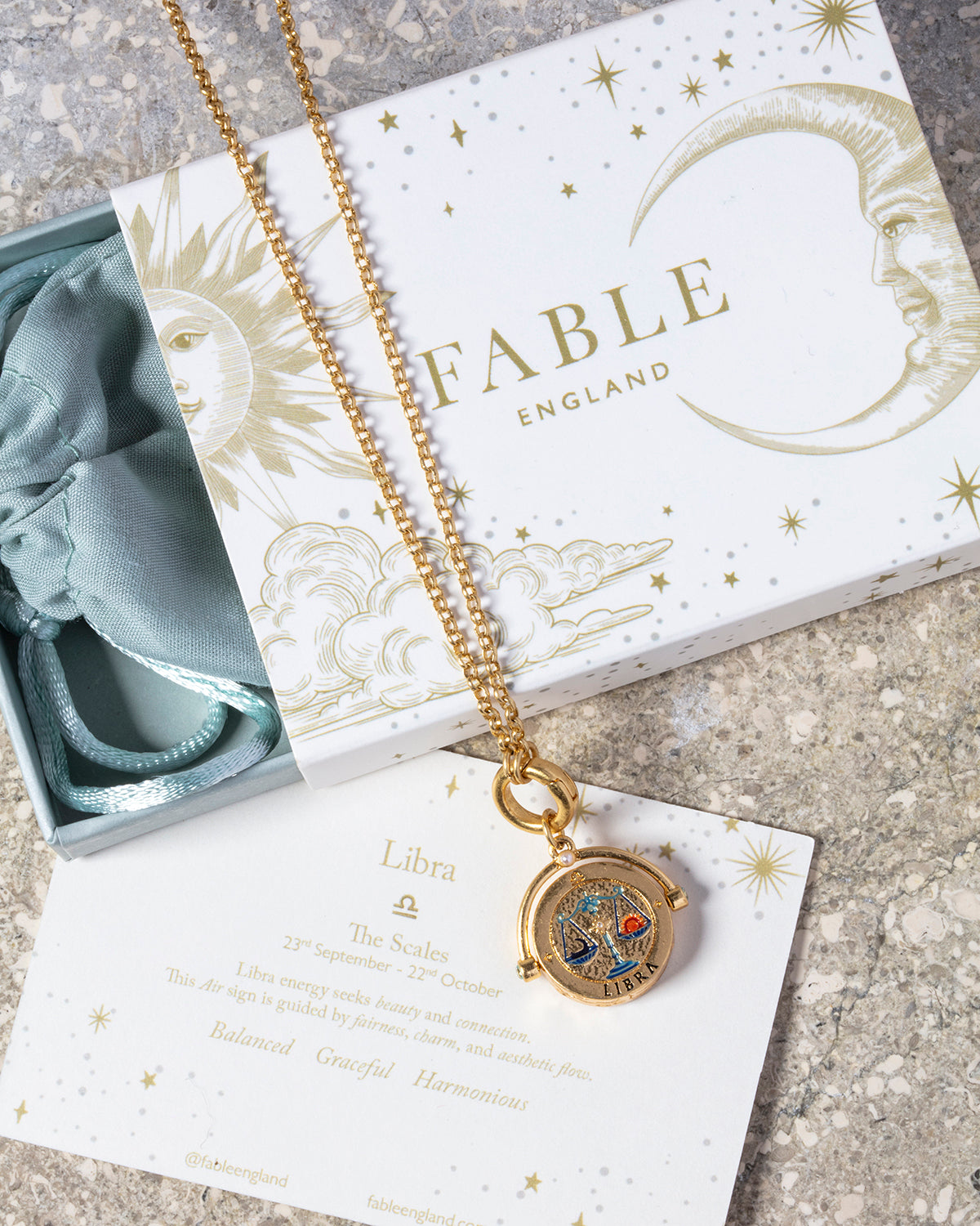 fable-england-libra-zodiac-spinner-halskette-gold-waage image 5