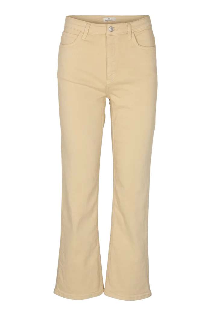 basic-apparel-ellen-jeans-boulder-bio-mom-fit image 1