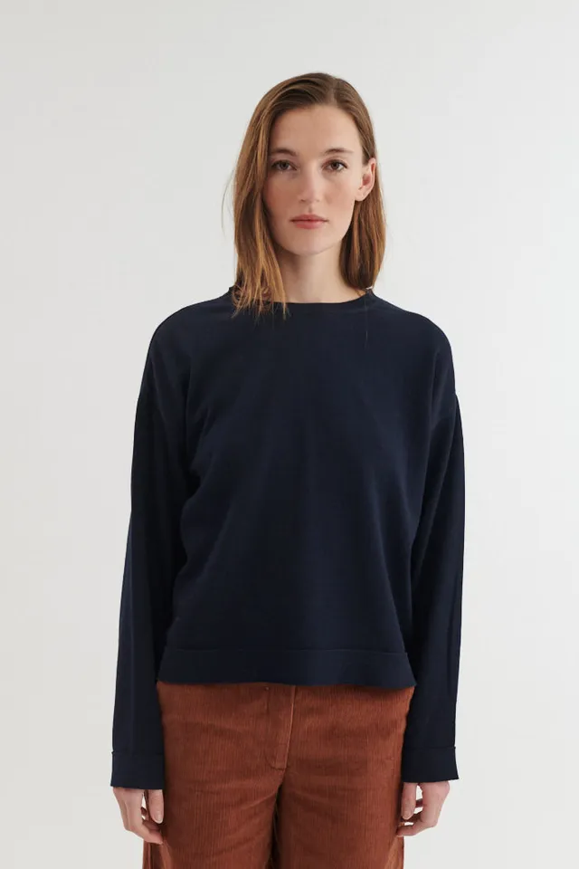 basic-apparel-kari-o-neck-pullover-sky-captain-bio image 1