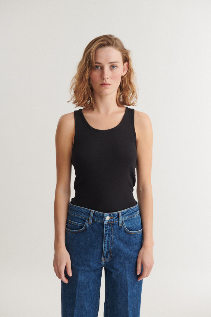basic-apparel-ludmilla-tank-ba146-02-tanktop-schwarz-bio-baumwolle image 1
