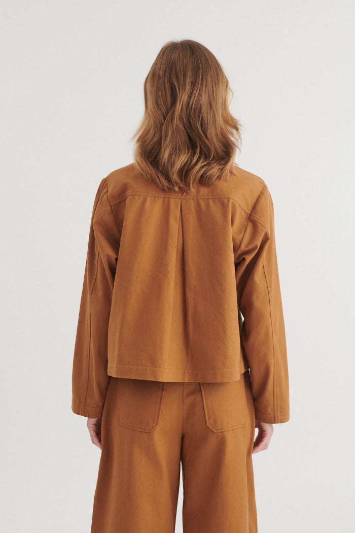 basic-apparel-lilla-jacket-jacke-nuthatch-bio-baumwolle-oversized image 4